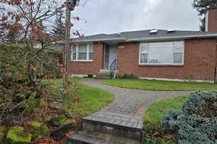 11227 Fremont Ave N, Seattle, WA 98133 - Photo 1