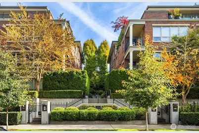 726 Boylston Avenue E #5, Seattle, WA 98102 - Photo 1