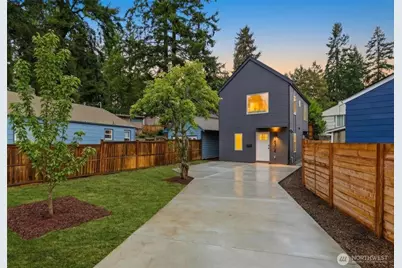 14304 1st Ave NW, Seattle, WA 98133 - Photo 1