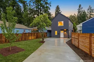 14304 1st Ave NW, Seattle, WA 98133 - Photo 1