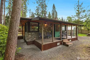 19823 Canyon Dr, Granite Falls, WA 98252 - Photo 1