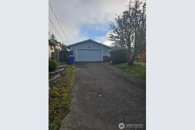 428 159th Place SE, Bellevue, WA 98008 - Photo 1