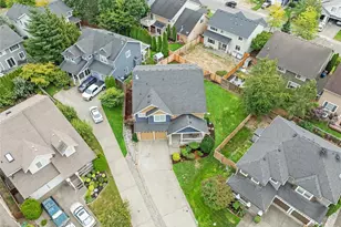 12221 184th Ave E, Bonney Lake, WA 98391 - Photo 1