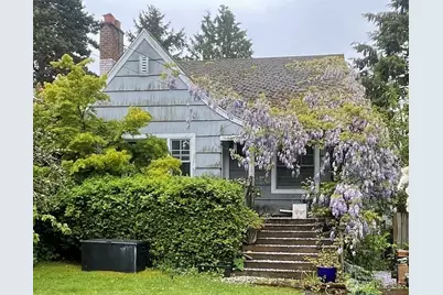 813 NE 92nd Street, Seattle, WA 98115 - Photo 1