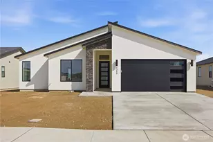 1259 E Mt Hood St, Othello, WA 99344 - Photo 1