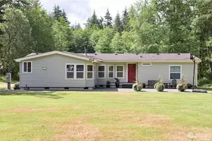 315 W Troxell, Oak Harbor, WA 98277 - Photo 1