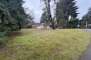 2001 NE 177th St, Shoreline, WA 98155 - Photo 1