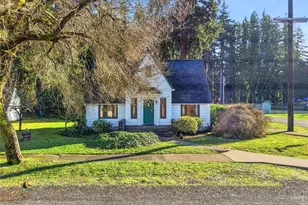 425 Central Ave E, Tenino, WA 98589 - Photo 1