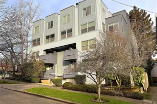 7600 Greenwood Ave N, Seattle, WA 98103 - Photo 1