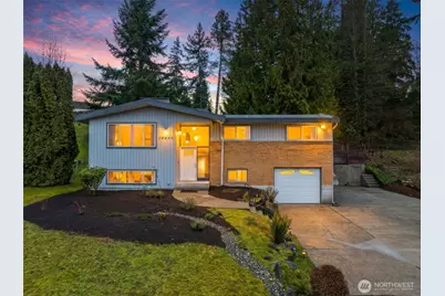 19822 53rd Avenue W, Lynnwood, WA 98036 - Photo 1