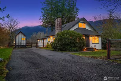1107 NW 14th Street, North Bend, WA 98045 - Photo 1