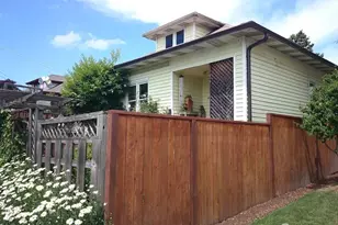 1116 NW 59th St, Seattle, WA 98117 - Photo 1