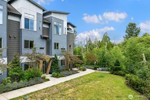 1910 Riva Ln NW, Issaquah, WA 98027 - Photo 1