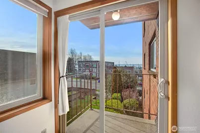 2619 Rucker Avenue #5, Everett, WA 98201 - Photo 1