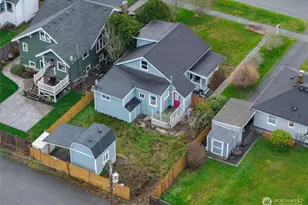 1018 Rucker Ave, Everett, WA 98201 - Photo 1