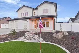 897 NE Conner Ct, East Wenatchee, WA 98802 - Photo 1