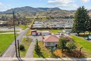 1210 N Western Ave, Wenatchee, WA 98801 - Photo 1