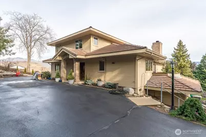 652 Meadows Drive, Wenatchee, WA 98801 - Photo 1