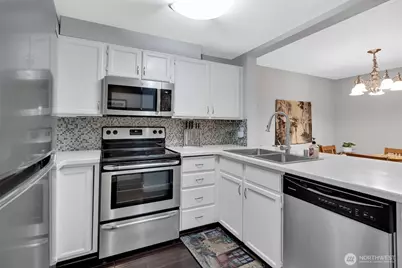 17306 119th Lane SE #M11, Renton, WA 98058 - Photo 1