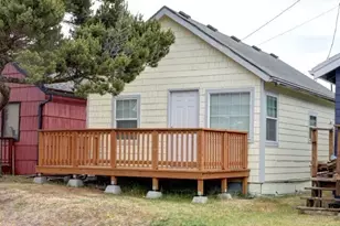 1306 Ocean Beach Blvd S, Long Beach, WA 98631 - Photo 1