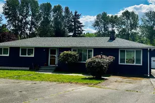 709 S 137th Pl, Burien, WA 98168 - Photo 1