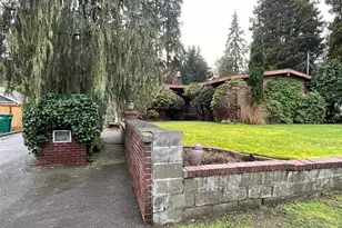 20821 2nd Pl SW, Normandy Park, WA 98166 - Photo 1