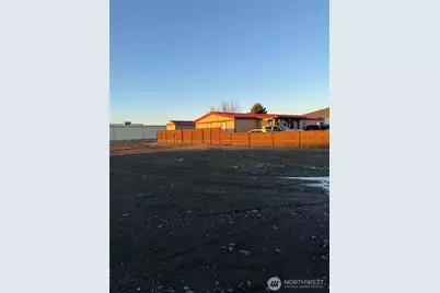 1638 W Pheasant Street, Moses Lake, WA 98837 - Photo 1