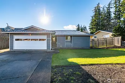 2211 32nd Street, Anacortes, WA 98221 - Photo 1