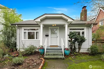 5006 37th Avenue NE, Seattle, WA 98105 - Photo 1