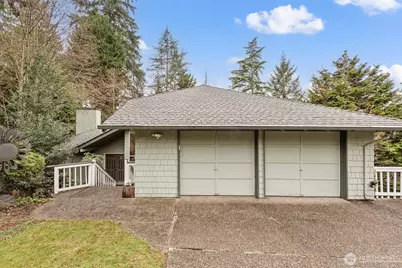 4727 153rd Avenue SE, Bellevue, WA 98006 - Photo 1