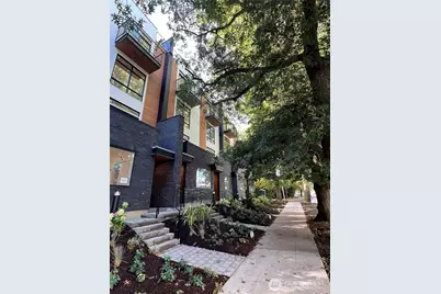 2104 1st Avenue N, Seattle, WA 98109 - Photo 1