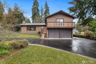 8320 121st St E, Puyallup, WA 98373 - Photo 1