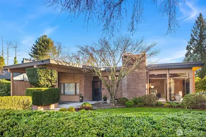 7018 32nd Avenue NE, Seattle, WA 98115 - Photo 1