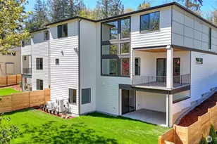 1582 213th Ct NE, Sammamish, WA 98074 - Photo 1