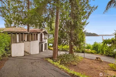 5265 West Mercer Way, Mercer Island, WA 98040 - Photo 1