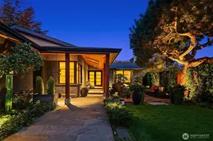 1561 Magnolia Blvd W, Seattle, WA 98199 - Photo 1