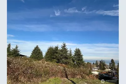 4635 N Darien Drive, Tacoma, WA 98407 - Photo 1