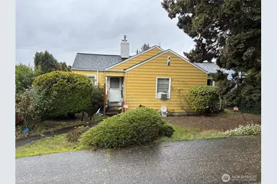 4813 46th Avenue SW, Seattle, WA 98116 - Photo 1
