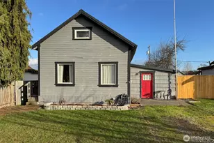 1121 Georgiana St, Port Angeles, WA 98362 - Photo 1