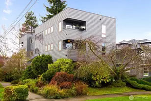 2101 Nob Hill Ave N, Seattle, WA 98109 - Photo 1