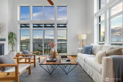 125 E Lynn Street #301, Seattle, WA 98102 - Photo 1