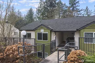 31500 33rd Pl SW, Federal Way, WA 98023 - Photo 1