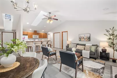 5611 134th Place SE #B, Everett, WA 98208 - Photo 1