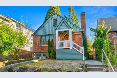 8240 17th Avenue NE, Seattle, WA 98115 - Photo 1