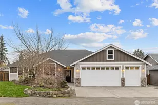 271 N Scotland Dr, Camano Island, WA 98282 - Photo 1