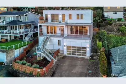 6720 Soundview Drive NE, Tacoma, WA 98422 - Photo 1