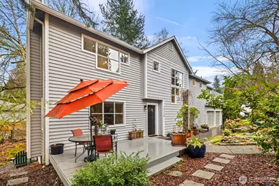 2710 NE 105th Street, Seattle, WA 98125 - Photo 1