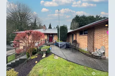 845 S 230th Street, Des Moines, WA 98198 - Photo 1