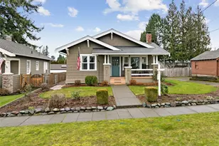 1829 Washington Ave, Enumclaw, WA 98022 - Photo 1