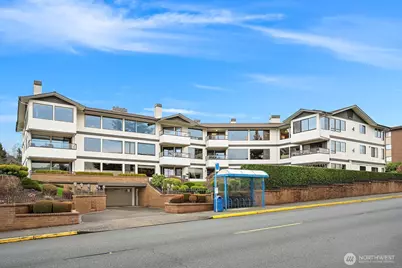505 Pine Street #301, Edmonds, WA 98020 - Photo 1